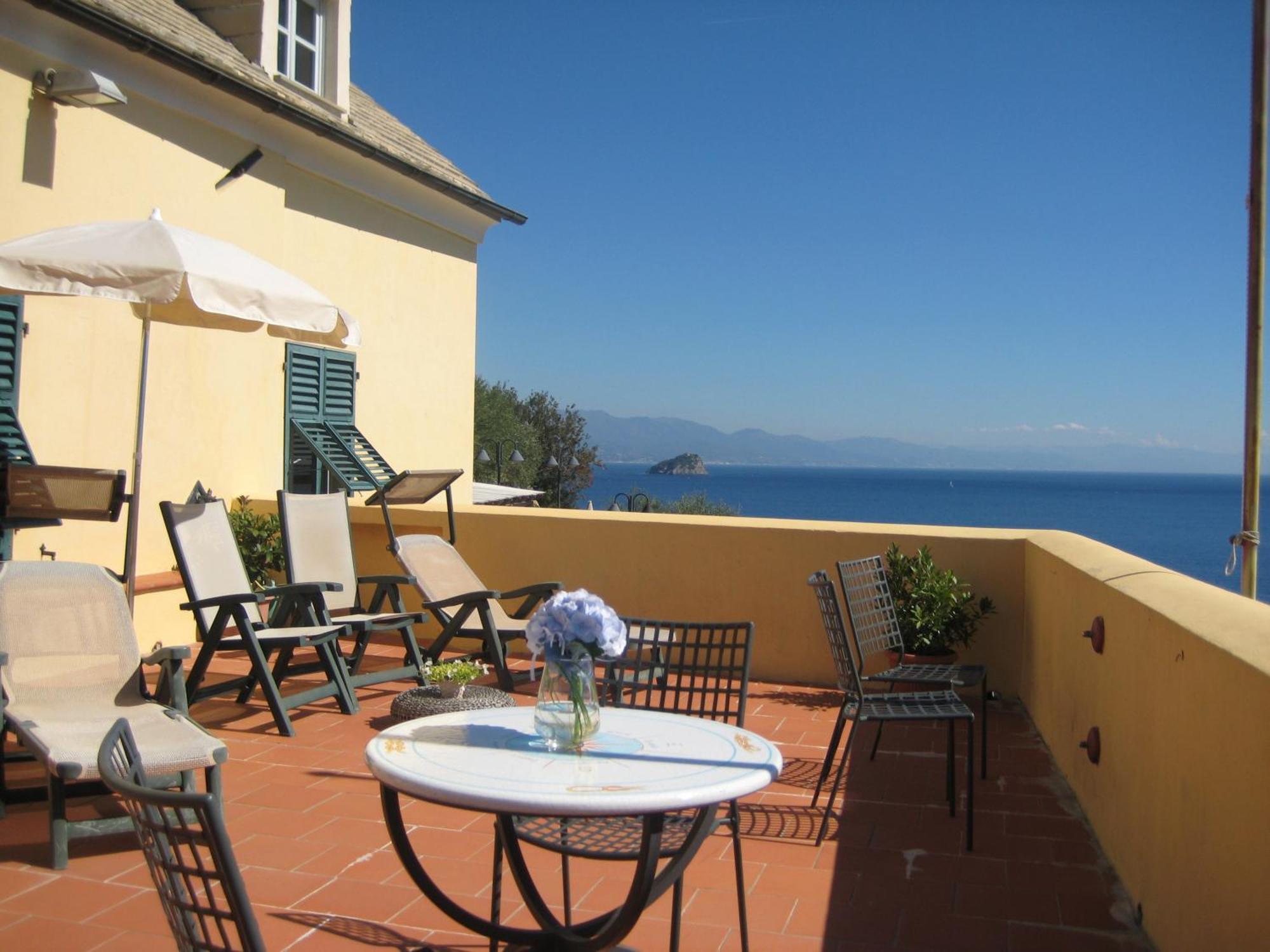 Palazzo Vescovile Hotel Noli Exterior photo