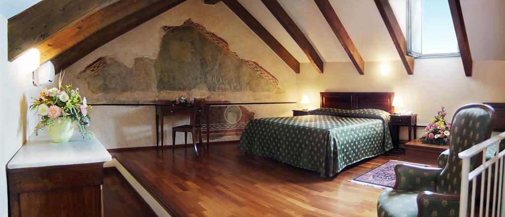Palazzo Vescovile Hotel Noli Room photo