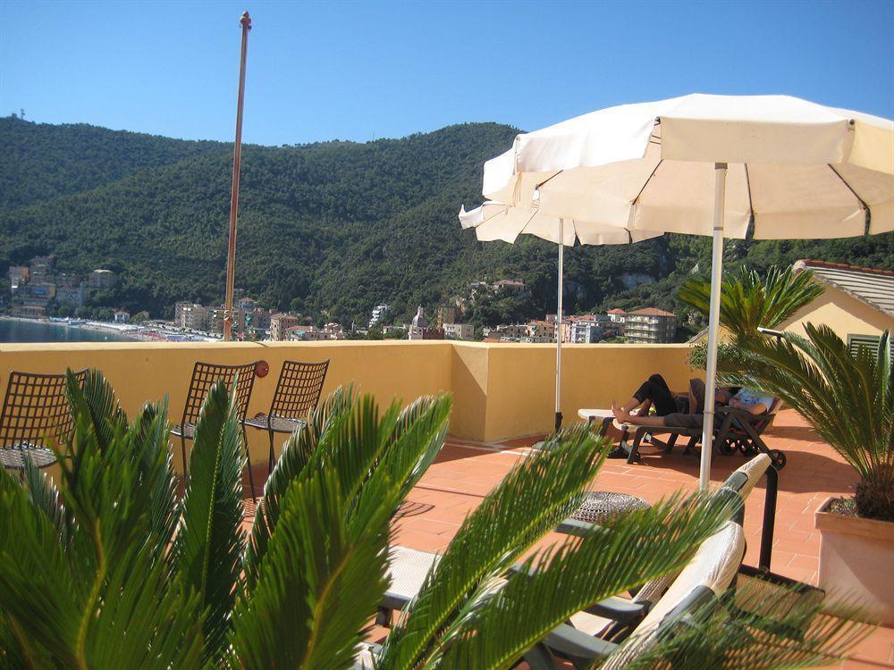 Palazzo Vescovile Hotel Noli Exterior photo