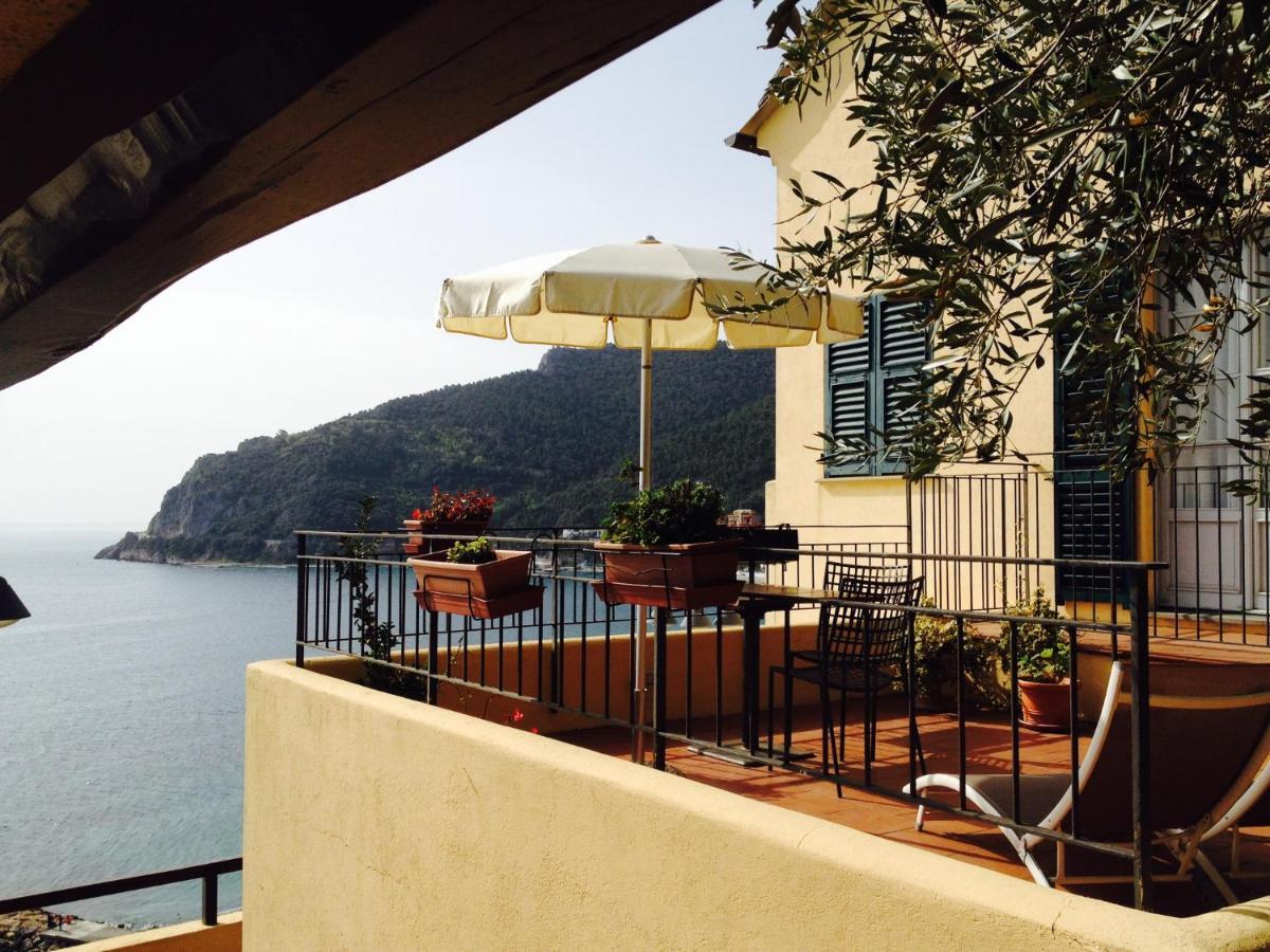 Palazzo Vescovile Hotel Noli Exterior photo